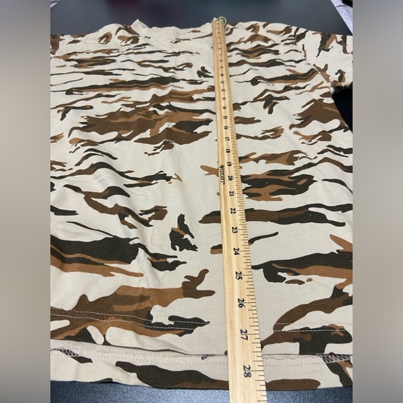 Camo tee shirt - Picture 3 of 4
